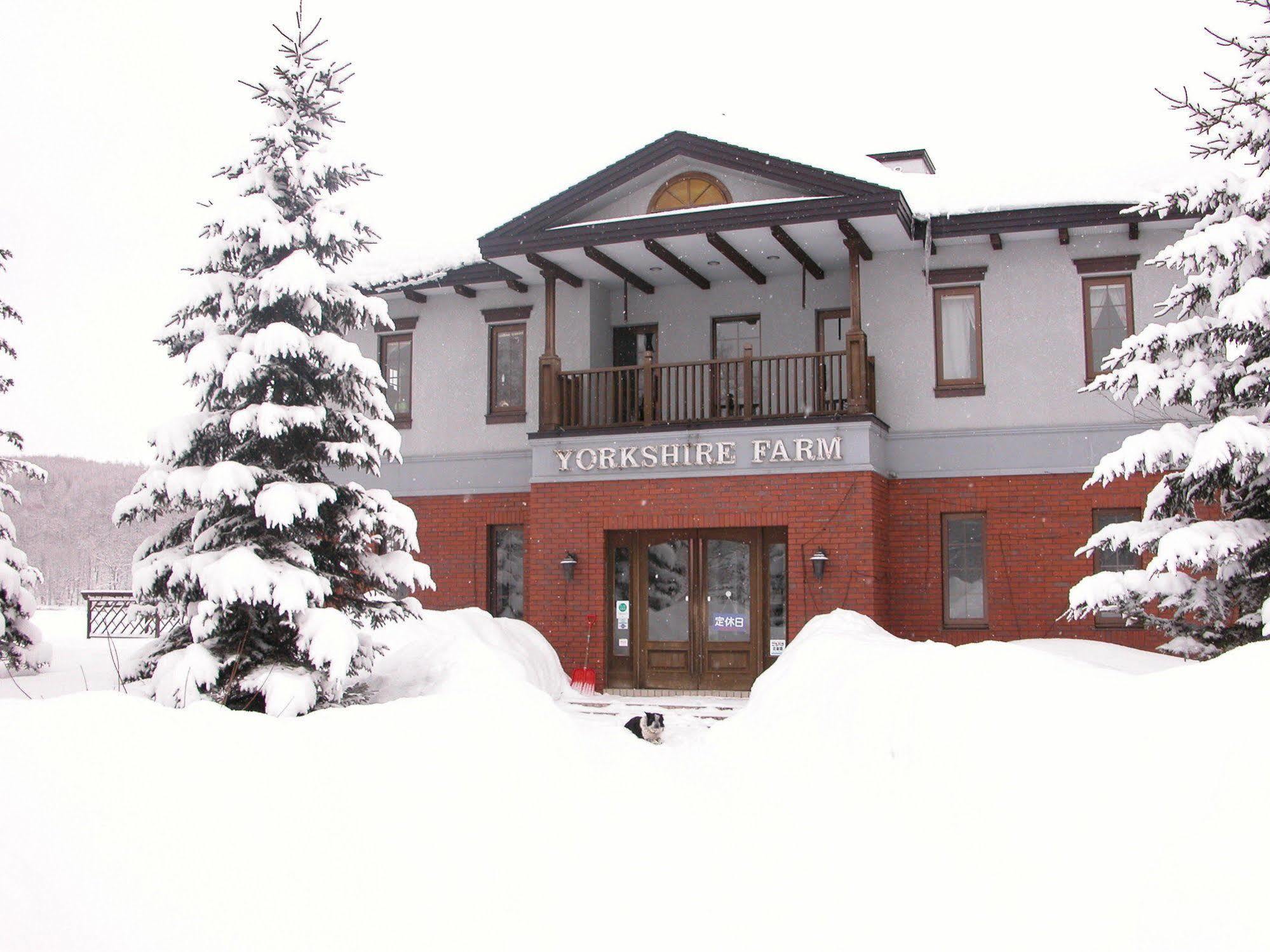 Yorkshire Farm Villa Shintoku Exterior photo