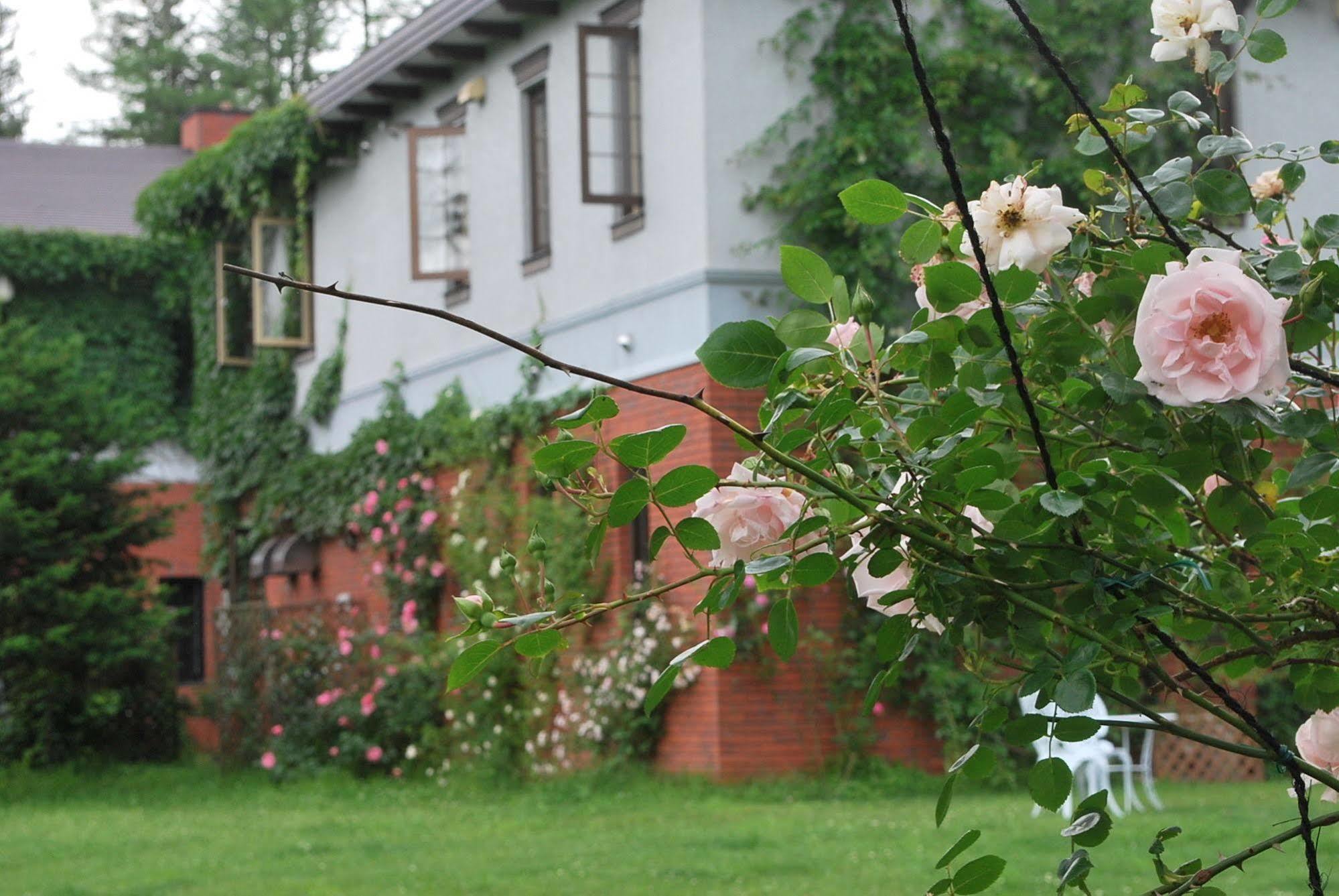 Yorkshire Farm Villa Shintoku Exterior photo